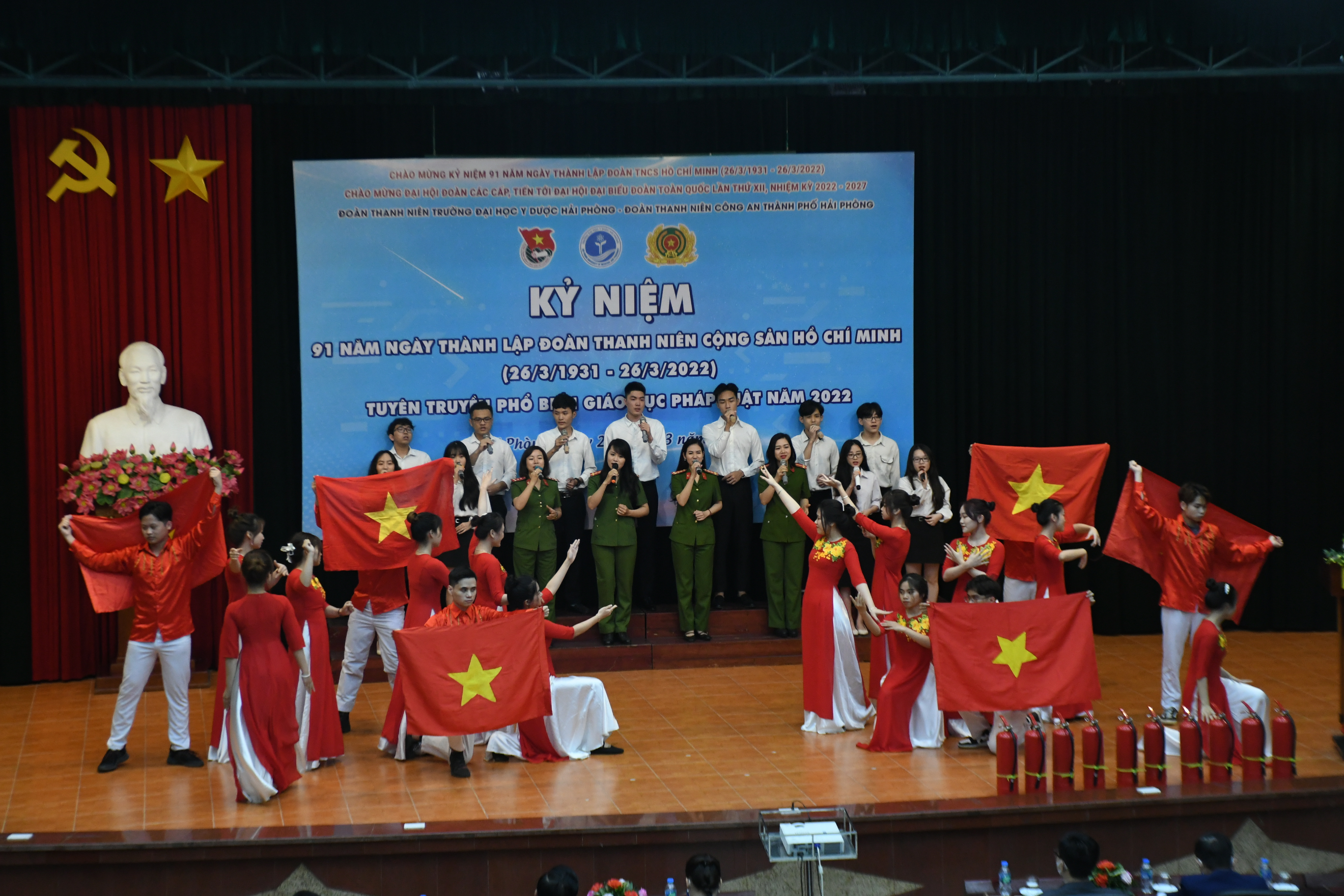 Đoàn thanh niên CATP: Tích cực tuyên truyền, hướng dẫn thực hiện Đề án 06 của Chính phủ